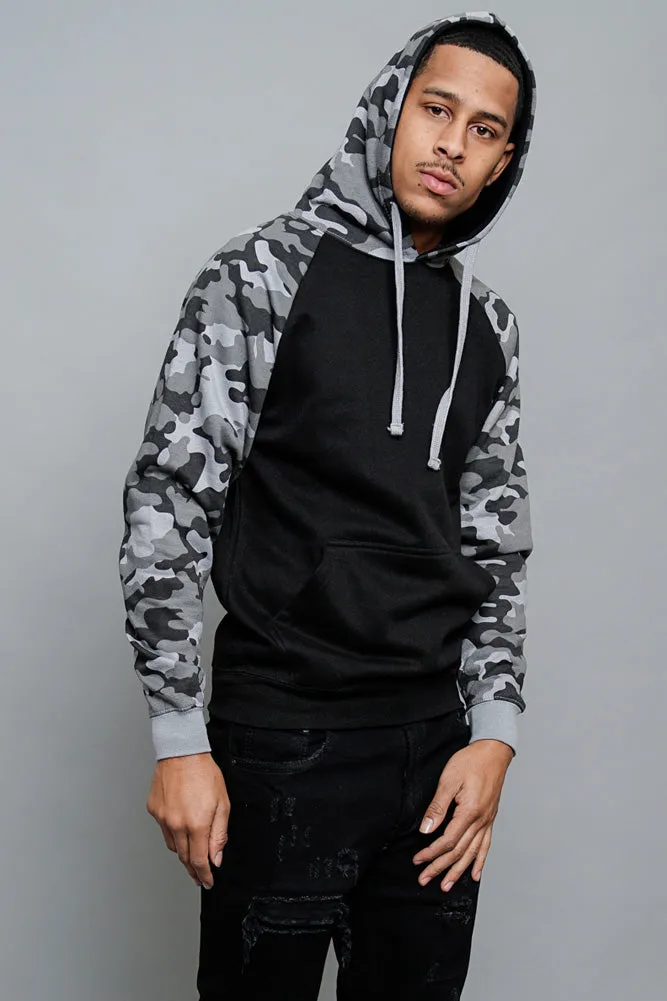 Contrast Raglan Sleeve Pullover Hoodie