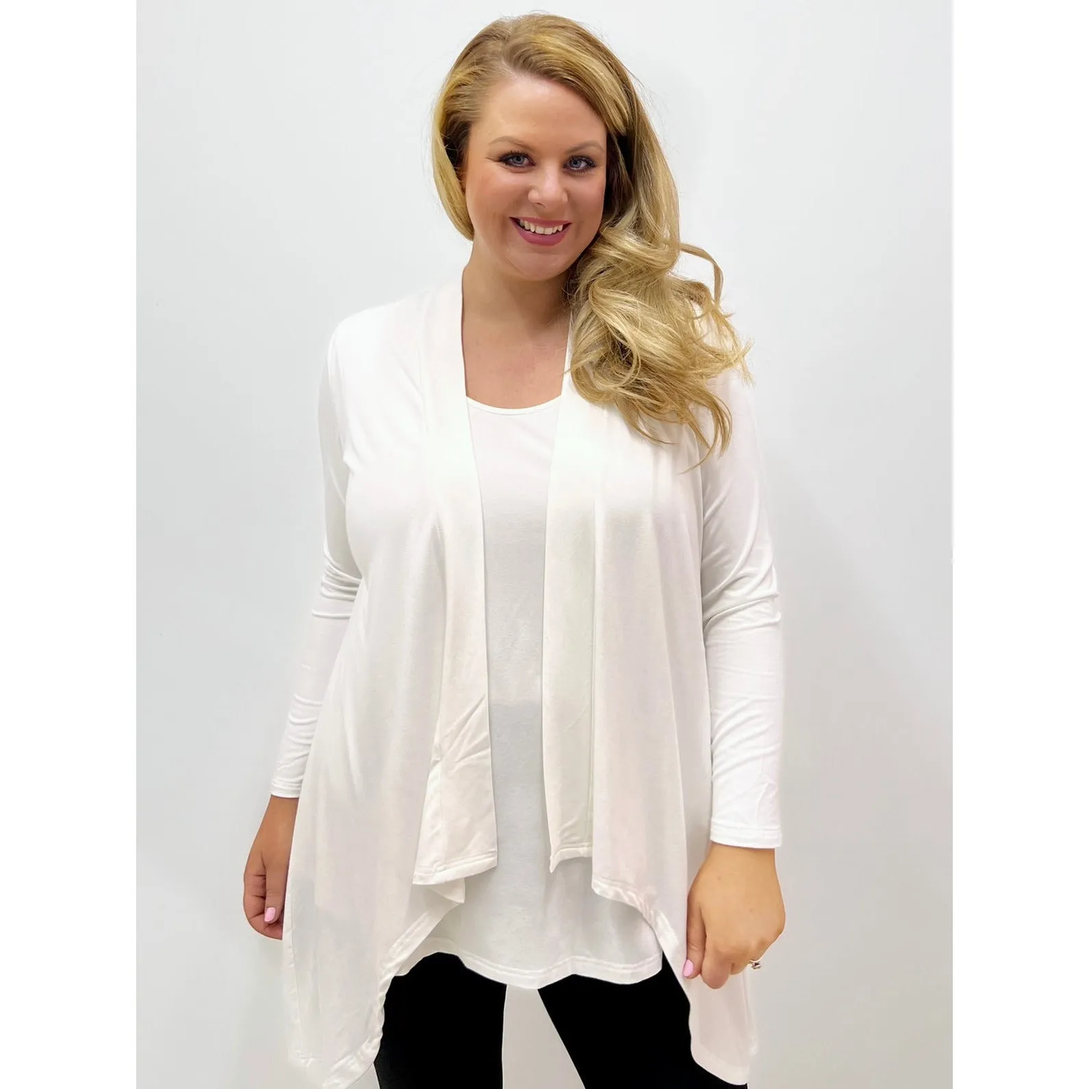 Mellomi Cara Cardigan in Off White